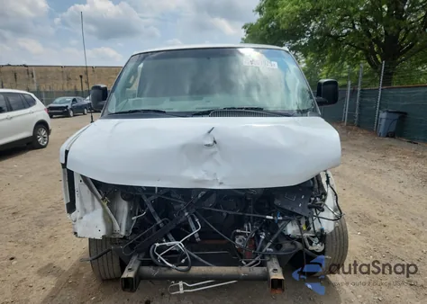 2017 GMC Savana G2500 from USA, damaged, VIN 1GTW7AFGXH1159288